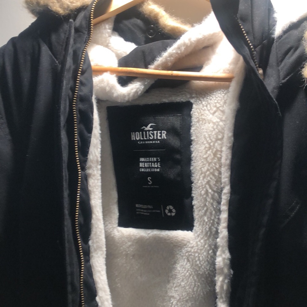 Hollister Black jacket - Picture 2 of 4